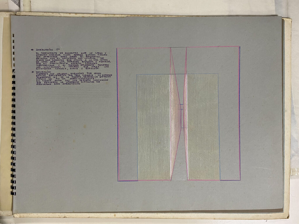 William Stone. “Ambientación 1ra.” [dibujo preparatorio] en Piel a piel. Dorrego, Mazzei, Römer, Socorro, Stone, Zabala, sin fecha. Lápiz, creyón y marcador sobre cartulina. Colección C&FE, Caracas, [p. 1].