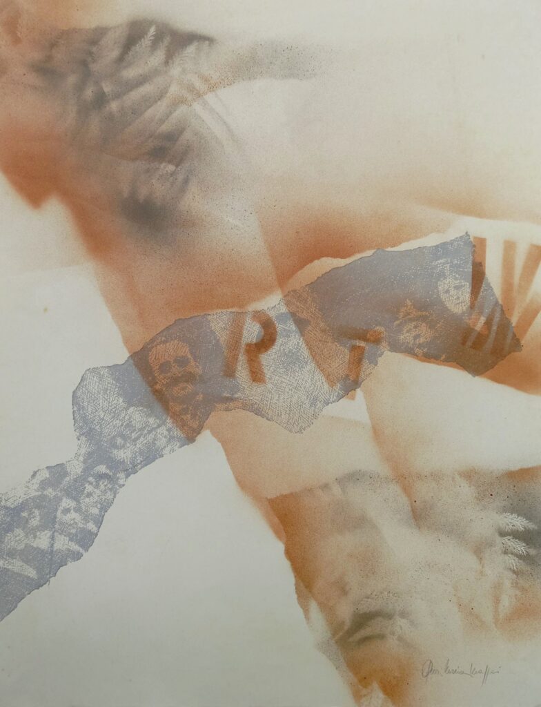 Superposición de figuras y formas que generan el efecto de transparencia en la obra gráfica de Ana María Mazzei.  Ana María Mazzei, Sin título, 1977. Serigrafía sobre papel, 76 x 55.5 cm